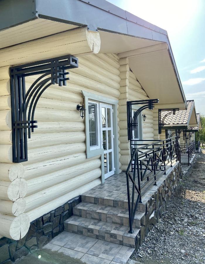 French Town Villa Berehove  Dış mekan fotoğraf
